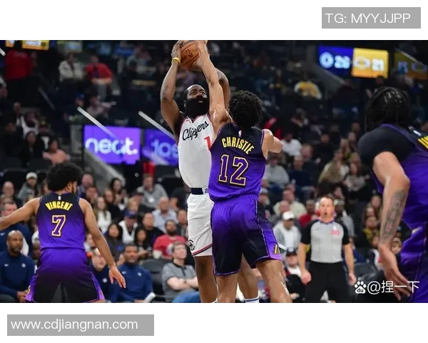 重温2018年NBA热火对湖人经典对决精彩瞬间回放