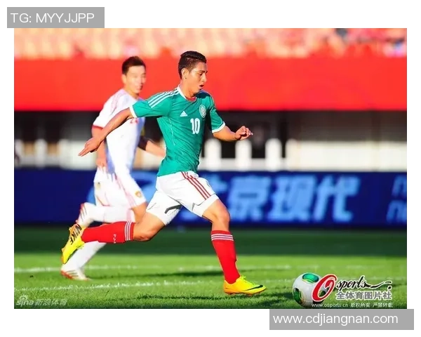 中国香港U18青年足球队对决新加坡U18球队精彩赛事回顾与分析 中国香港U18青年足球队对决新加坡U18球队精彩赛事回顾与分析